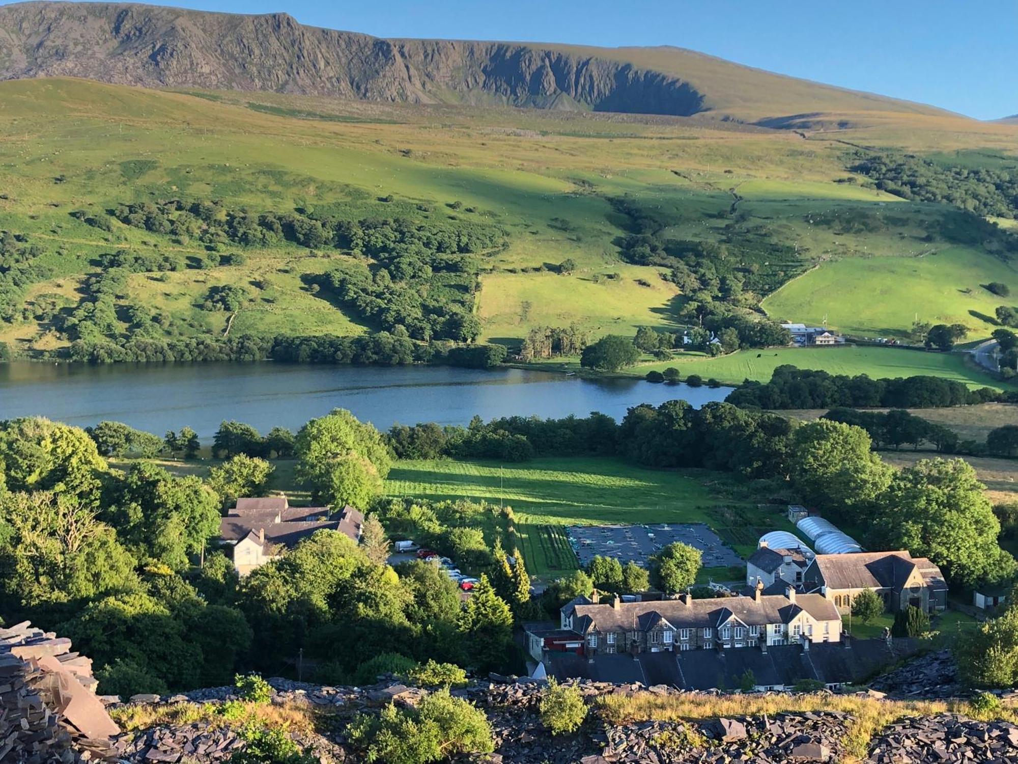 Bed & Breakfast Trigonos - Quiet, Peaceful, Vegetarian And Retreat Centre *